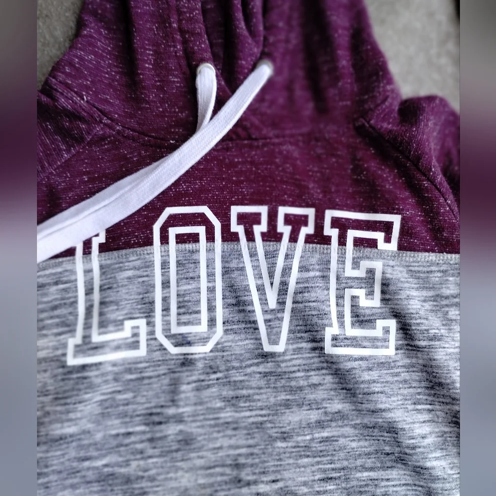 Reflex Womens medium Love Logo Pullover Blended Cotton Burgundy Hoodie crop top - Picture 6 of 12